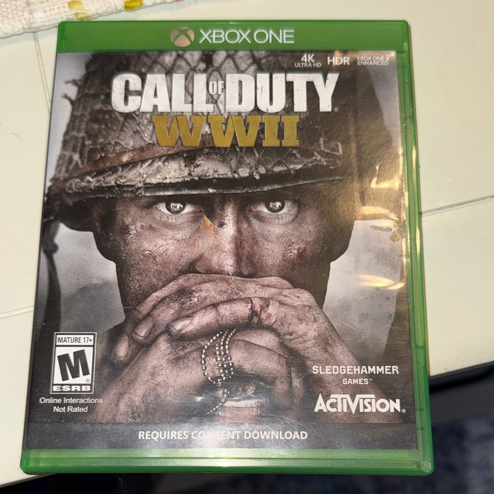 Call of Duty WWII for Xbox One - Green Case